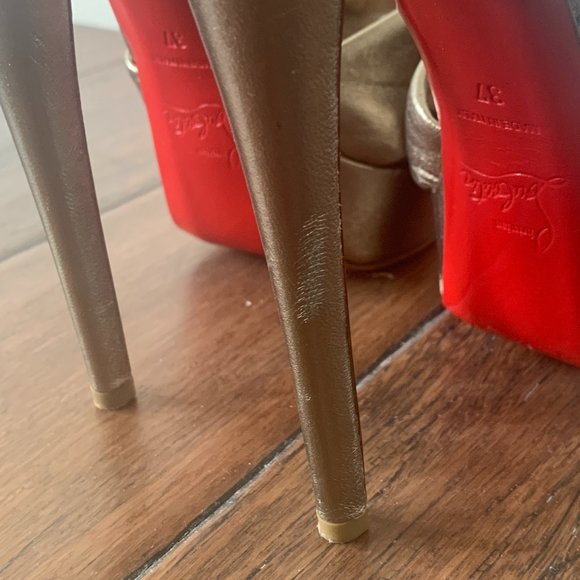 Christian Louboutin Gold Volpi Peep D'Orsay Heels - Picture 4 of 6